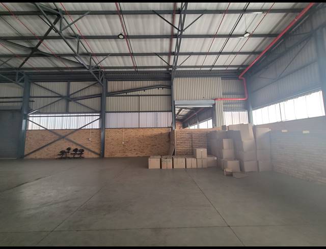 4,793M² WAREHOUSE FOR SALE IN RANDJESPARK